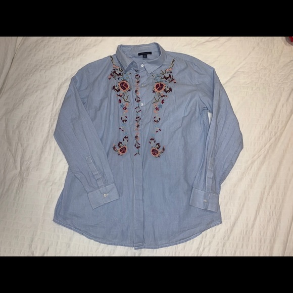 Tommy Hilfiger Embroidery Shirt - Picture 3 of 3